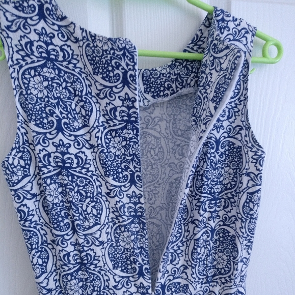 Baroque Patterned Cut-Out Skater Dress - Picture 9 of 10